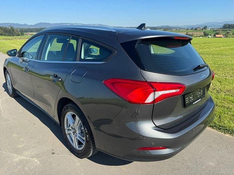 Gebraucht Ford Focus Cool & Connect 125 PS (91 kW) 2021 Kombi