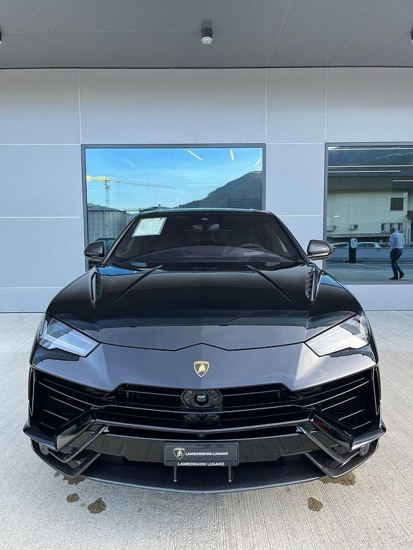 Gebraucht Lamborghini Urus 666 PS (489 kW) 2024 SUV