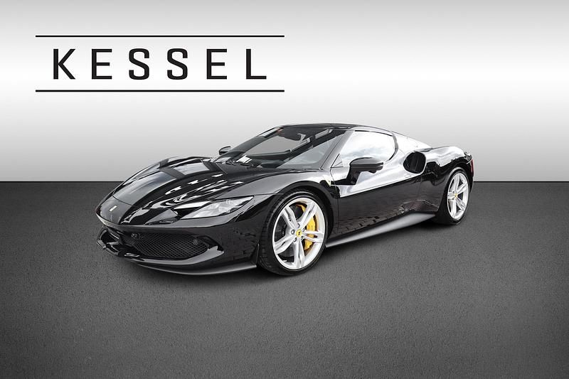 Gebraucht Ferrari 296 830 PS (610 kW) 2022 Schwarz Coupé