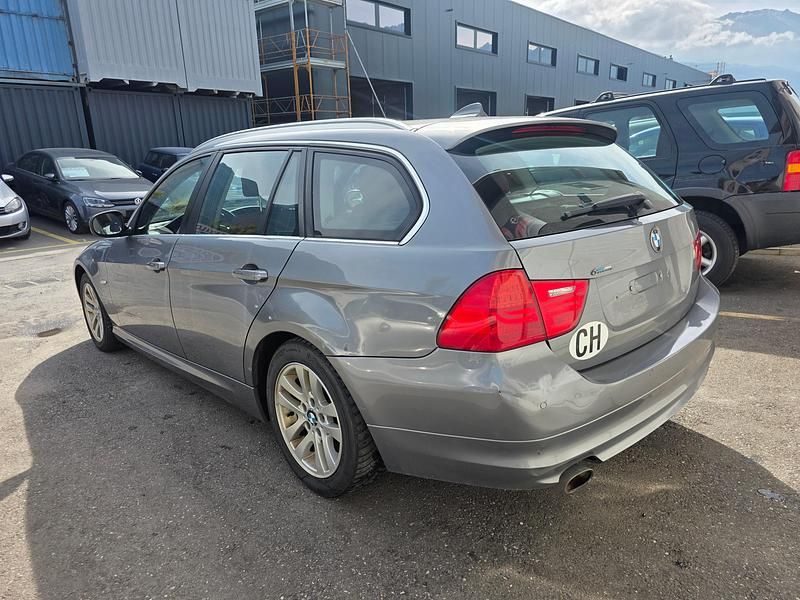 Gebraucht BMW 320 184 PS (135 kW) 2010 Kombi