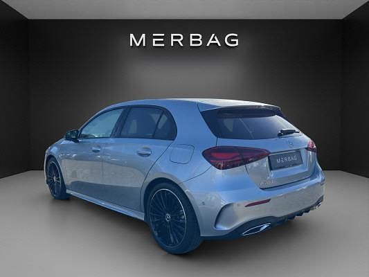 Neu Mercedes A200 Night 163 PS (119 kW) 2025 Silber Limousine