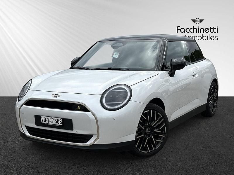 Gebraucht Mini Cooper SE 160 kW (218 PS) 2025 Kleinwagen