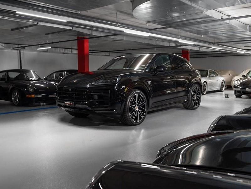 Gebraucht Porsche Cayenne 470 PS (345 kW) 2025 SUV