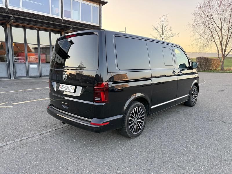 Gebraucht VW Multivan Highline 204 PS (150 kW) 2021 Van