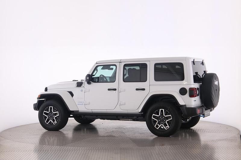 Neu Jeep Wrangler Sahara 381 PS (280 kW) 2025 Weiss SUV
