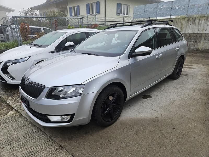 Gebraucht 2015 Skoda Octavia Ambition Kombi | CHF 12’900 (Fairer Preis) - Bild 1/4