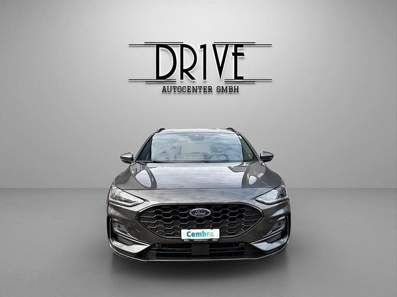 Gebraucht Ford Focus ST-Line 155 PS (114 kW) 2023 Grau Kombi