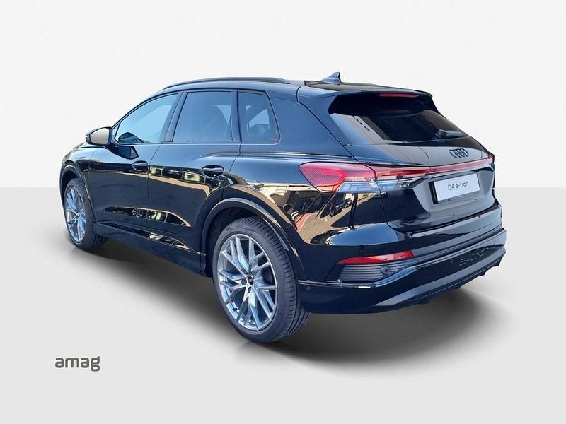 Gebraucht Audi Q4 e-tron Ambiente 250 kW (340 PS) 2024 Mythosschwarz metallic SUV