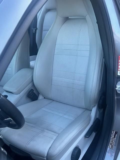 Gebraucht Mercedes GLA200 Urban 136 PS (100 kW) 2016 SUV