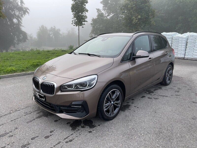Gebraucht BMW 220 Active Tourer Sport Line 190 PS (139 kW) 2021 Van / Kleinbus