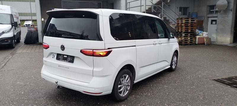 Gebraucht VW Multivan 150 PS (110 kW) 2023 Van
