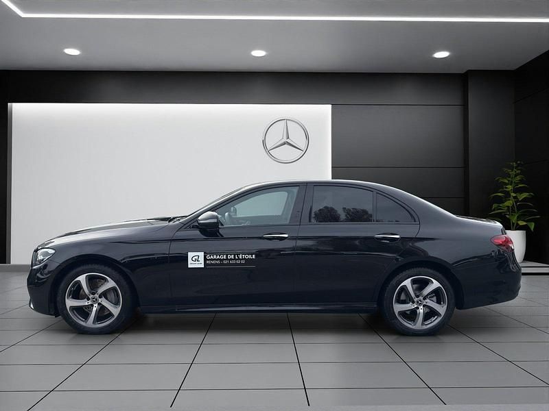 Gebraucht Mercedes E220 200 PS (147 kW) 2024 Schwarz Limousine