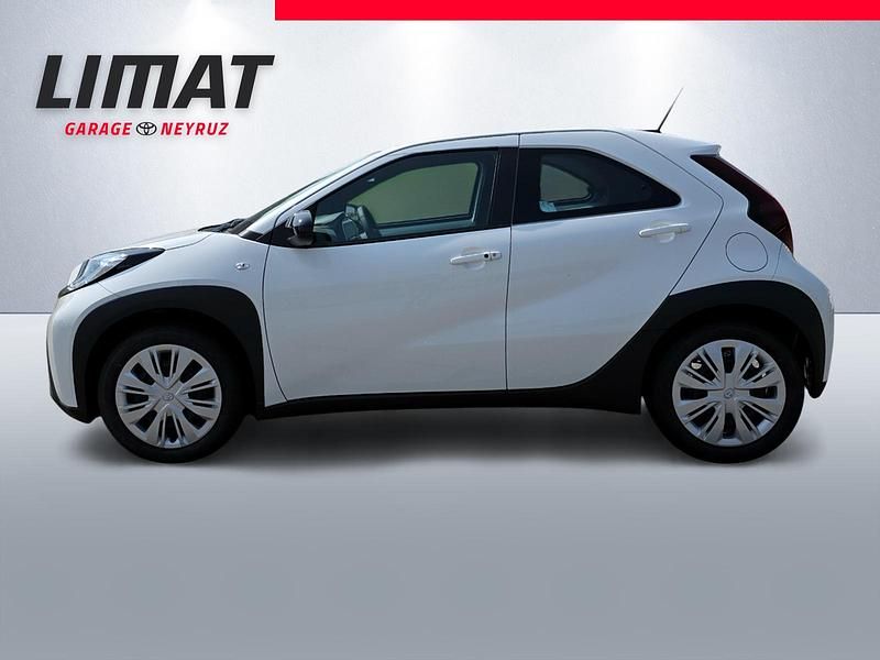 Neu Toyota Aygo X Comfort 72 PS (52 kW) 2025 Weiss SUV