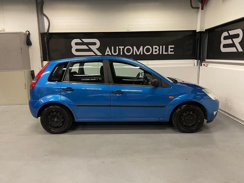 Gebraucht Ford Fiesta Trend 80 PS (58 kW) 2005 Kleinwagen