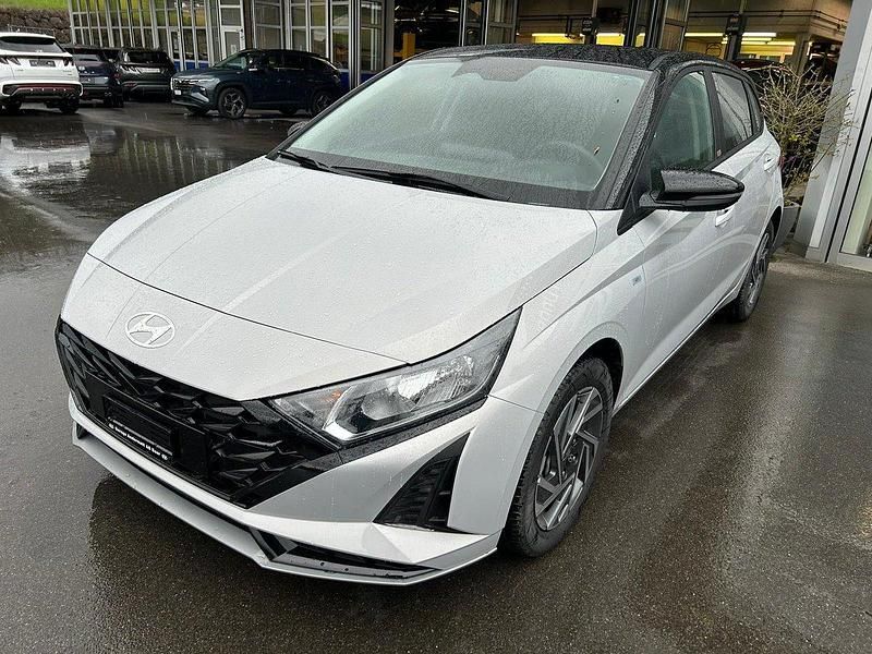 Gebraucht Hyundai i20 120 PS (88 kW) 2024 Grau Kleinwagen
