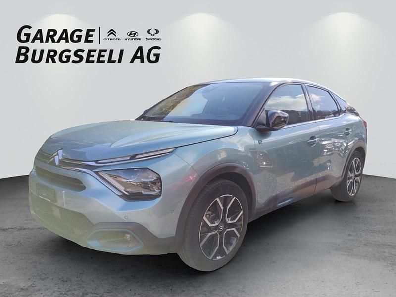 Neu Citroën e-C4 114 kW (156 PS) 2026 Grün Limousine