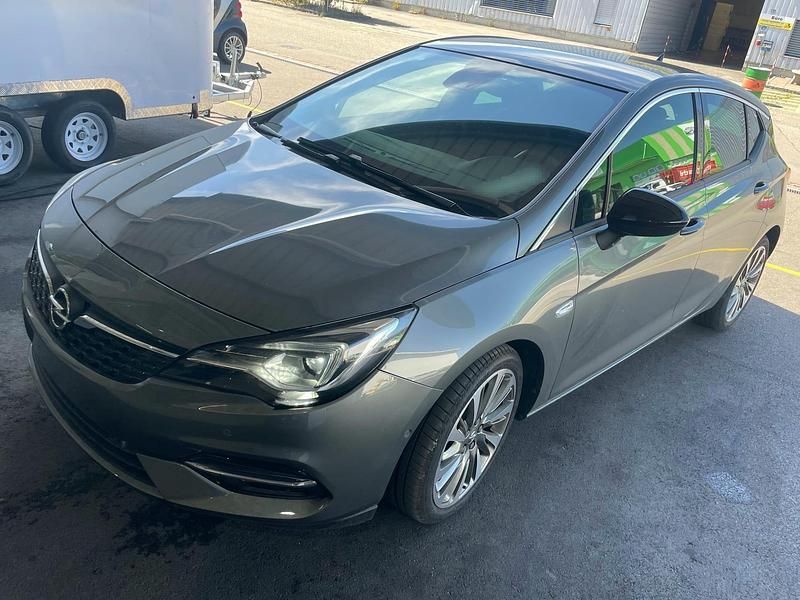 Gebraucht Opel Astra Edition 145 PS (106 kW) 2019