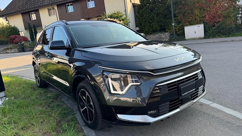 Gebraucht Kia Niro 182 PS (133 kW) 2024 SUV