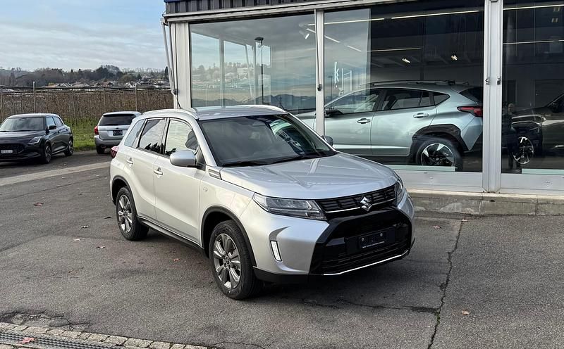 Neu 2025 Suzuki Vitara | CHF 35’180 (Etwas zu teuer) - Bild 1/4