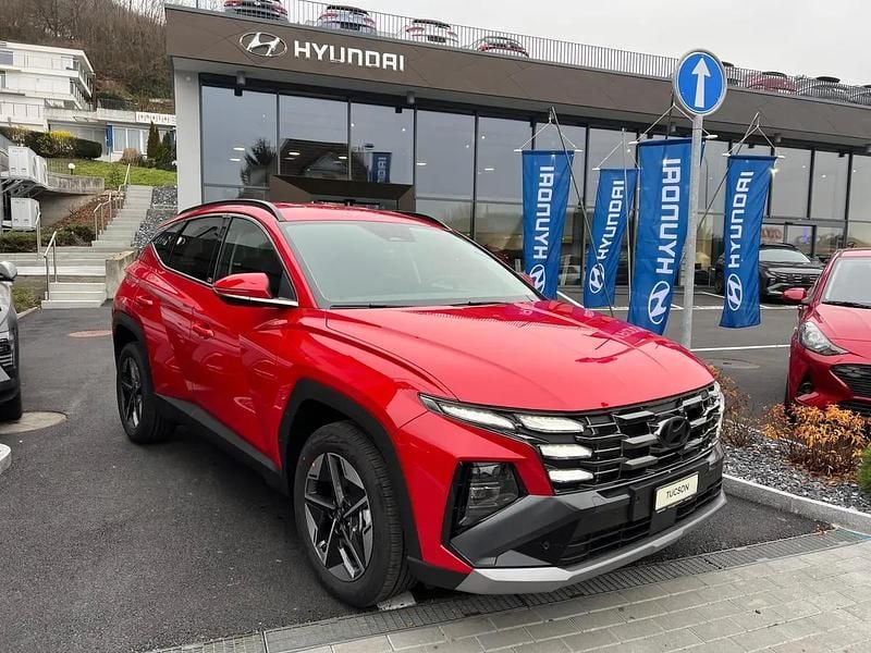 Gebraucht Hyundai Tucson 215 PS (158 kW) 2026 Rot SUV