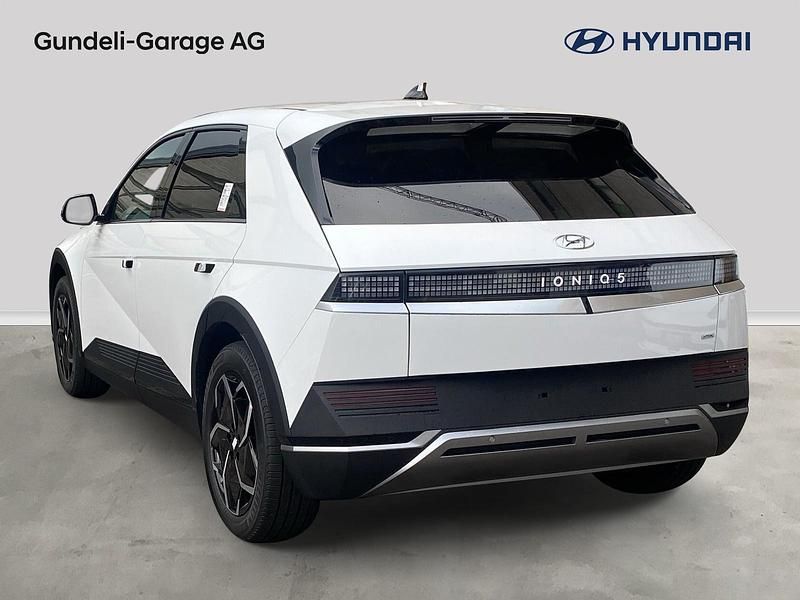 Neu Hyundai Ioniq 239 kW (325 PS) 2025 Weiss Kleinwagen