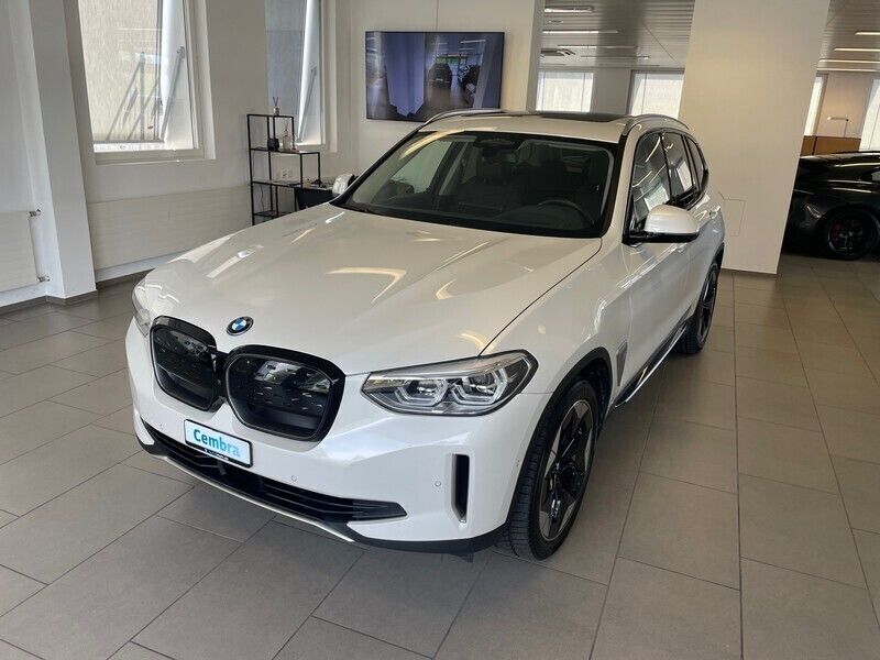 Gebraucht 2021 BMW iX3 Impressive SUV | CHF 31’900 (Fairer Preis) - Bild 1/4