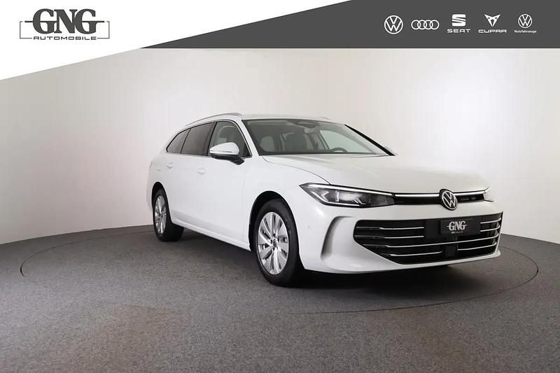 Neu VW Passat Business 193 PS (141 kW) 2026 Weiss Kombi
