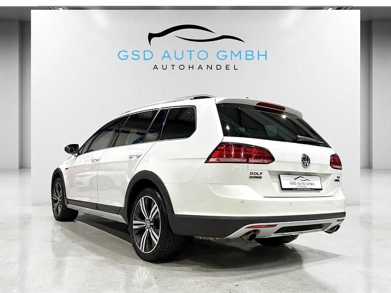 Gebraucht VW Golf Alltrack 180 PS (132 kW) 2017 Kombi