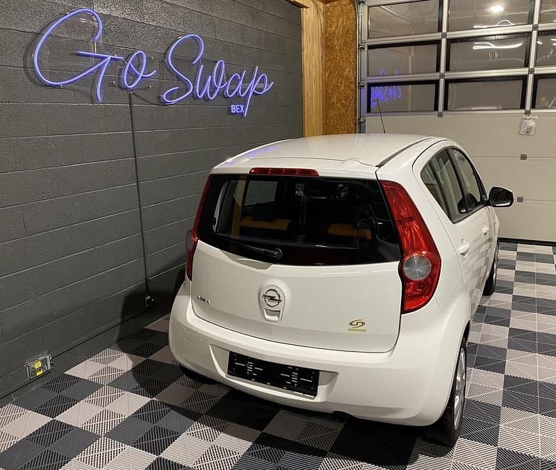 Gebraucht Opel Agila Enjoy 86 PS (63 kW) 2010 Kleinwagen