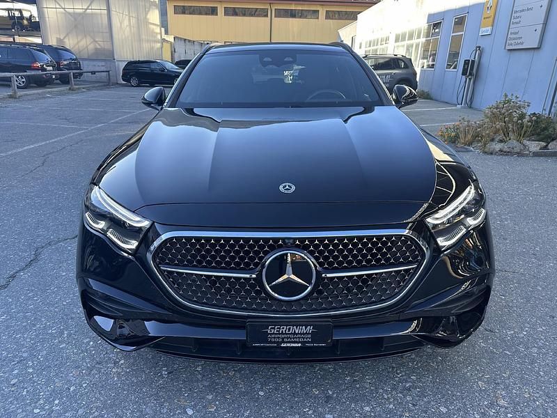 Gebraucht Mercedes E220 AMG line 220 PS (161 kW) 2024 Kombi