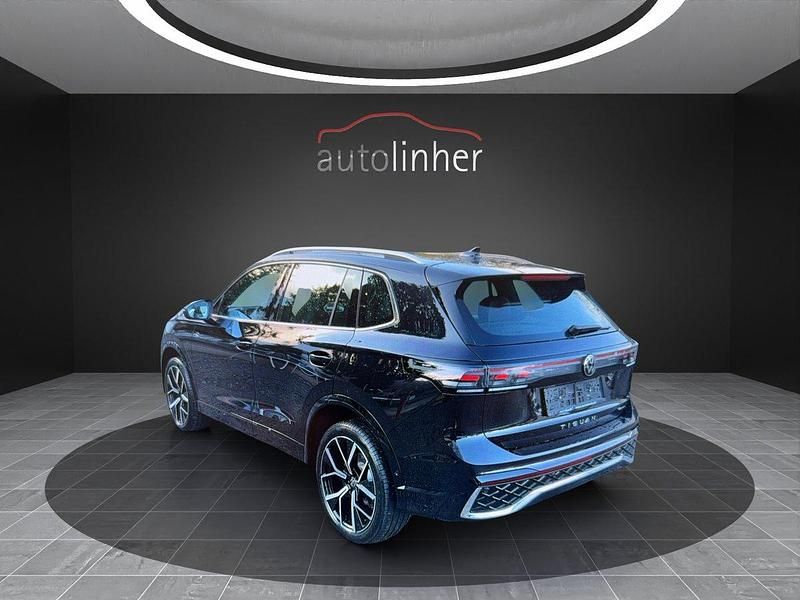 Gebraucht VW Tiguan R-line 193 PS (141 kW) 2024 SUV