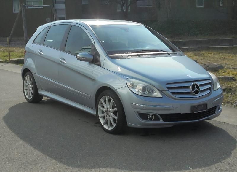 Gebraucht Mercedes B200 136 PS (100 kW) 2007 Van / Kleinbus
