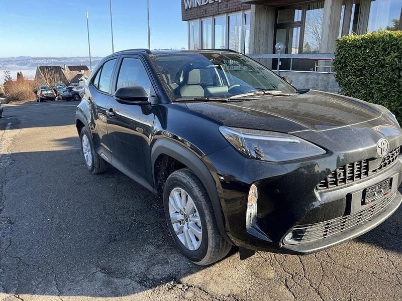 Neu 2026 Toyota Yaris Cross Comfort SUV | CHF 23’890 (Guter Preis) - Bild 1/4