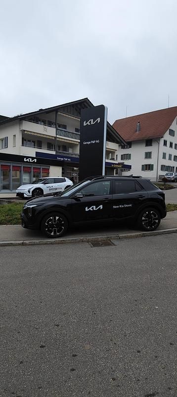 Schwarz Neu 2025 Kia Stonic GT-Line SUV | CHF 34’990 (Fairer Preis) - Bild 1/4