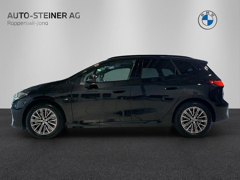 Gebraucht BMW 230e Active Tourer M Sport 326 PS (239 kW) 2024 Schwarz Van / Kleinbus