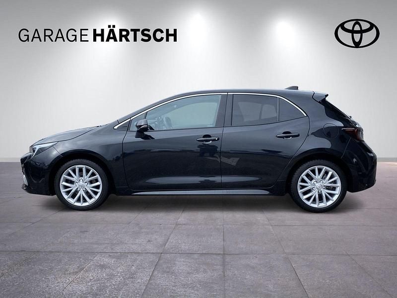 Gebraucht Toyota Corolla Trend 196 PS (144 kW) 2023 Schwarz Limousine