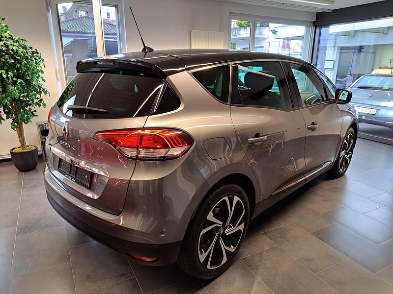 Gebraucht Renault Scénic IV Bose Edition 160 PS (117 kW) 2017 Van / Kleinbus