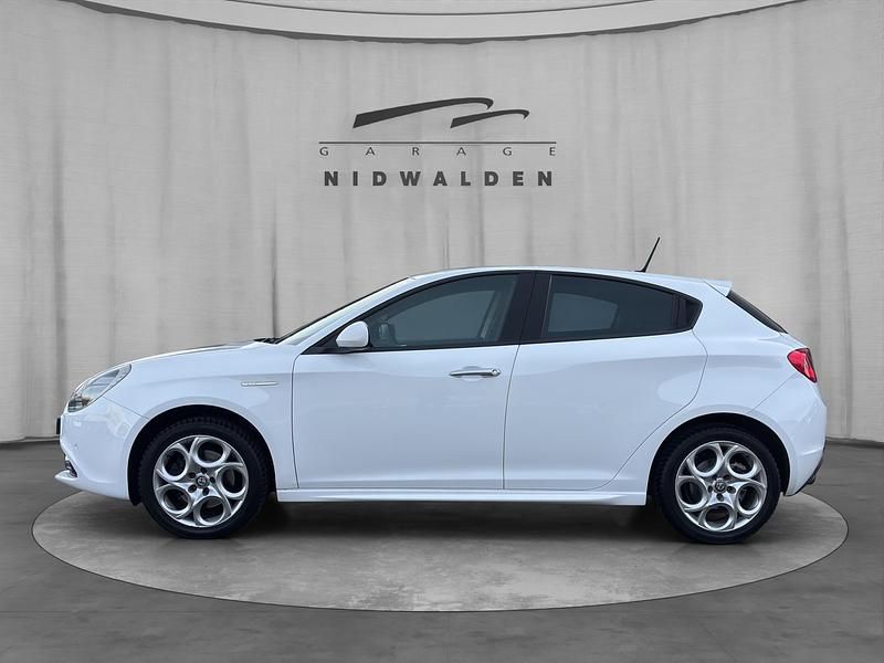 Gebraucht Alfa Romeo Giulietta 150 PS (110 kW) 2018 Limousine