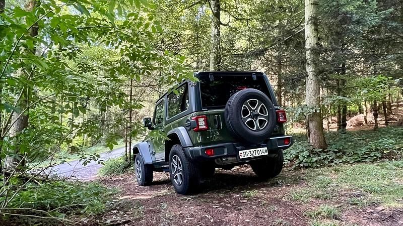 Gebraucht Jeep Wrangler Sport 272 PS (200 kW) 2021 SUV