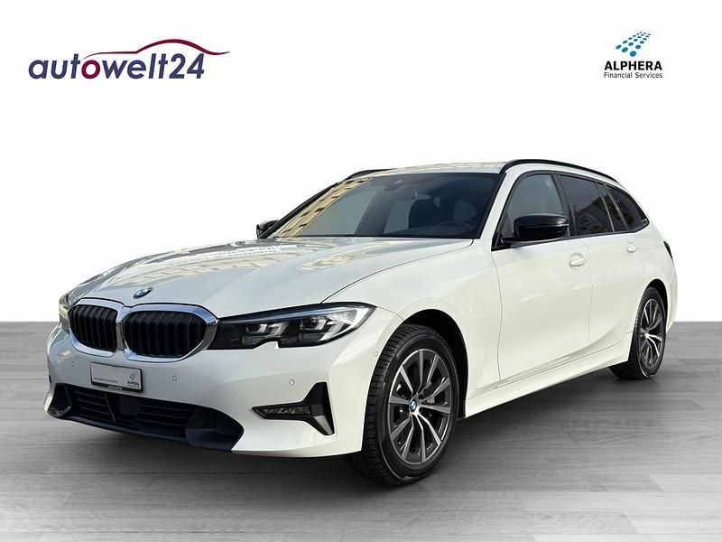 Weiss Gebraucht 2021 BMW 330 Sport Line Kombi | CHF 24’900 (Superpreis) - Bild 1/4