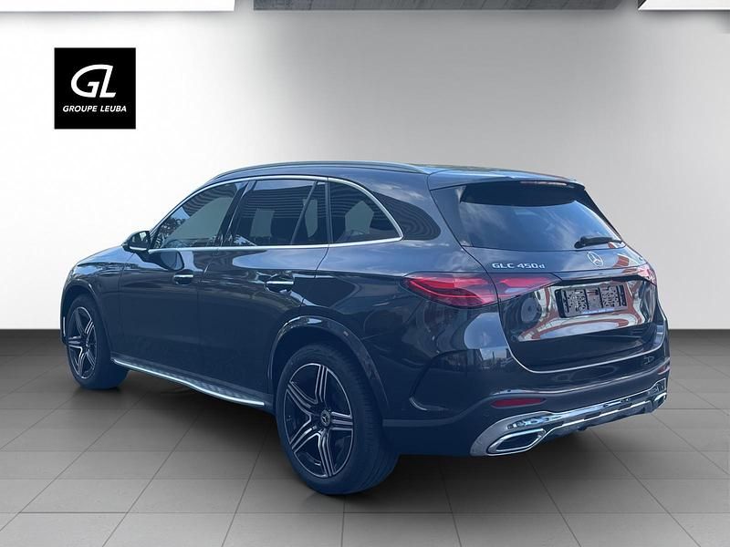 Neu Mercedes GLC450 367 PS (269 kW) 2025 Grau SUV