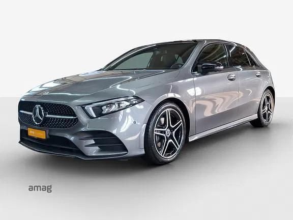Gebraucht Mercedes A180 AMG line 136 PS (100 kW) 2021 Gris Limousine