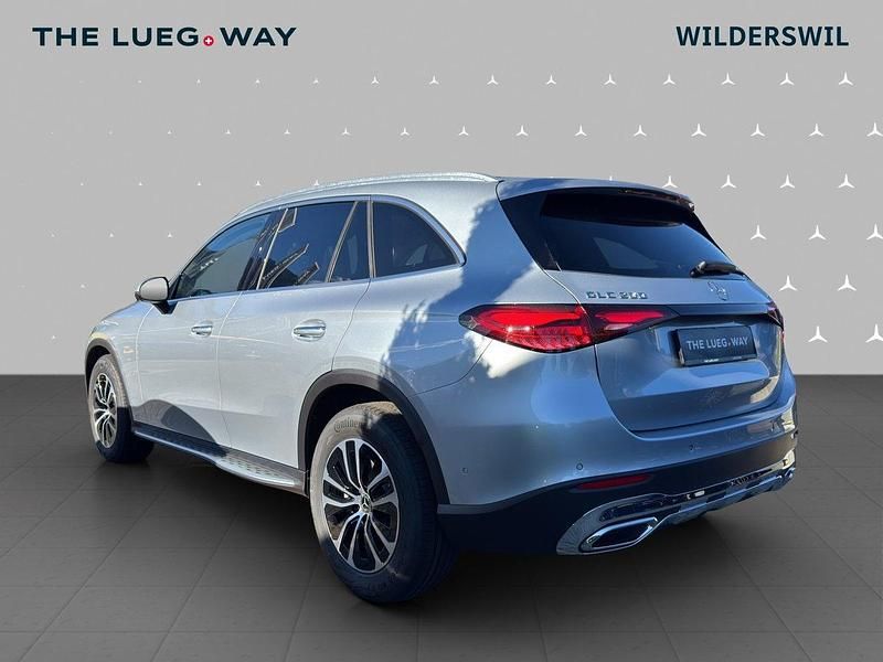 Neu Mercedes GLC200 204 PS (150 kW) 2025 SUV