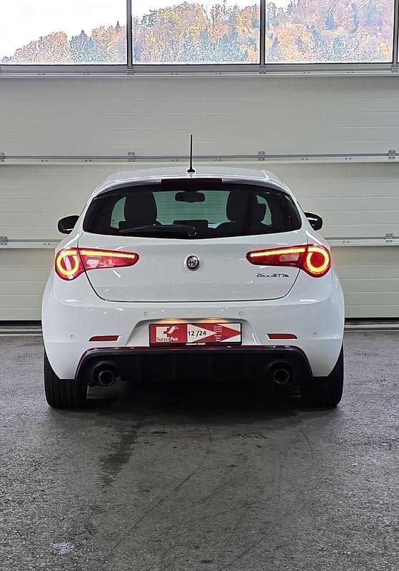 Gebraucht Alfa Romeo Giulietta Veloce 241 PS (177 kW) 2018 Kleinwagen
