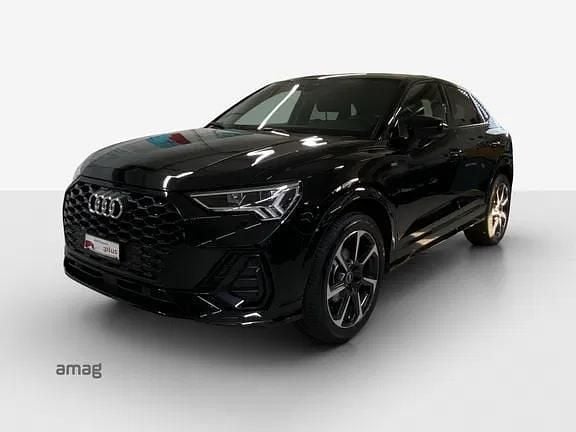 Mythosschwarz metallic Gebraucht 2021 Audi Q3 SUV | CHF 37’990 (Etwas zu teuer) - Bild 1/4