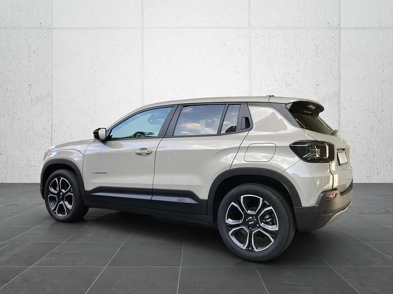 Neu Jeep Avenger Summit 101 PS (74 kW) 2025 SUV