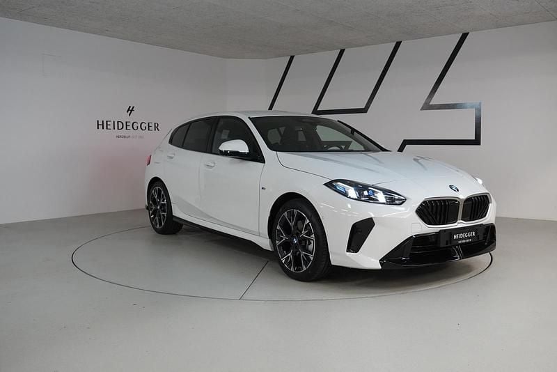 Gebraucht BMW 120 Performance 170 PS (125 kW) 2025 Weiss Kleinwagen