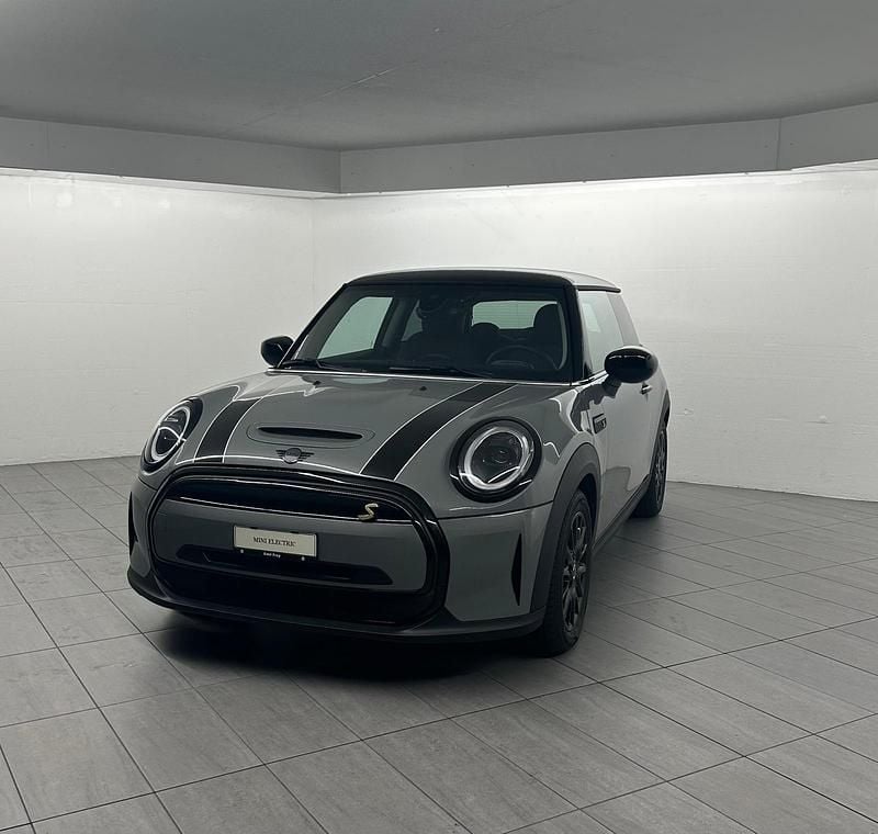 Grau Gebraucht 2022 Mini Cooper SE Kleinwagen | CHF 18’900 (Superpreis) - Bild 1/4
