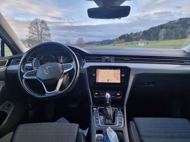 Gebraucht VW Passat Business 150 PS (110 kW) 2020