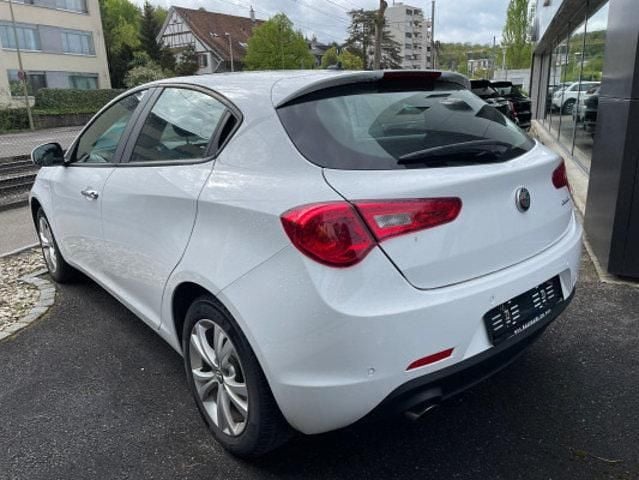 Gebraucht Alfa Romeo Giulietta Super 150 PS (110 kW) 2018 Kleinwagen